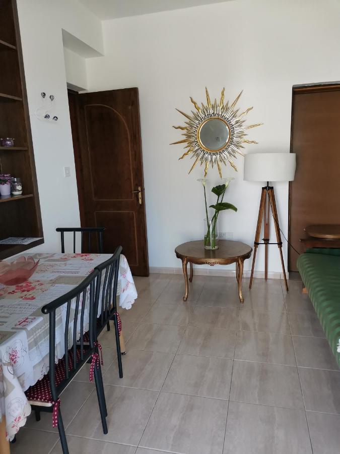 Hamboula Daire Polis Dış mekan fotoğraf